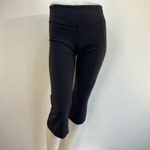 Lululemon Athletica Women's 21" Black Cropped Leggings - Size 6